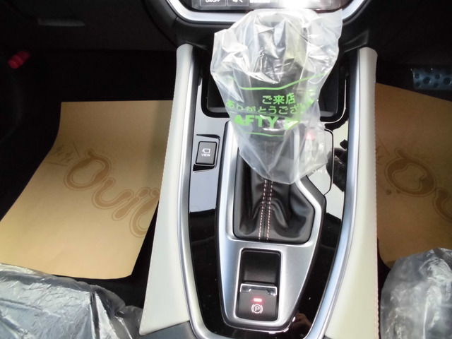 スバル レヴォーグレイバック 1.8 リミテッド EX 4WD MMC メーカー保証 登録済未使用車 東京都の詳細画像 その17