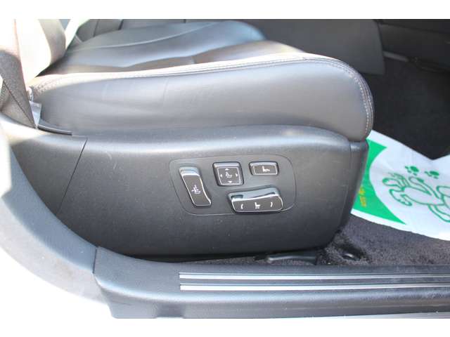 車検整備付 プリクラッシュセーフティ 黒革パワーシート テレビキット クルコン ステアリングヒーター  シートヒーター カードキー Bluetooth付 ETC 保証