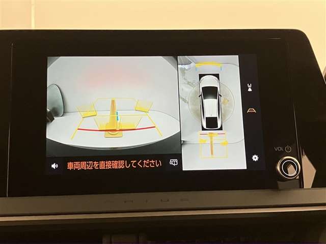 全周囲カメラ付きでバックが見やすいですね。