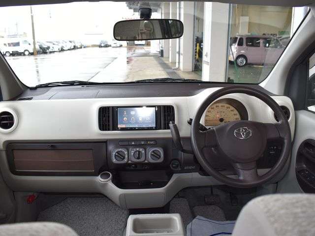 トヨタ パッソ 1.0 X ユルリ 4WD 社外メモリーナビTV 新潟県の詳細画像 その12