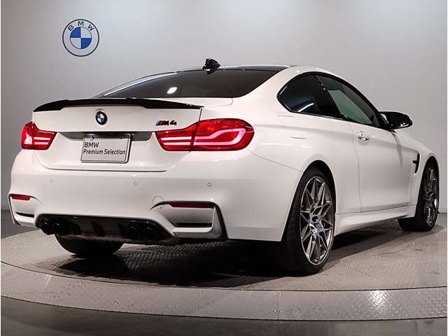BMWのお車は、“駆け抜ける歓び”を体現しております。走行の安定性とコーナリングの良さを追求し、思い通りにハンドルの操作可能です。