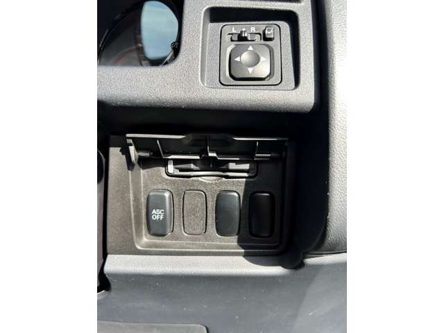三菱 デリカD：5 2.4 G ナビパッケージ 4WD 片側PS 全塗装 ETC エンスタ 社外16インチ 北海道の詳細画像 その11