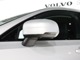 ターンシグナルランプ内蔵ドアミラーが被視認性に優れる場所に設置され、巻き込みや右直事故のリスクを軽減してくれます。