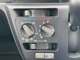 ＜マニュアルエアコン＞運転席側と助手席側の温度調節が可能です！
