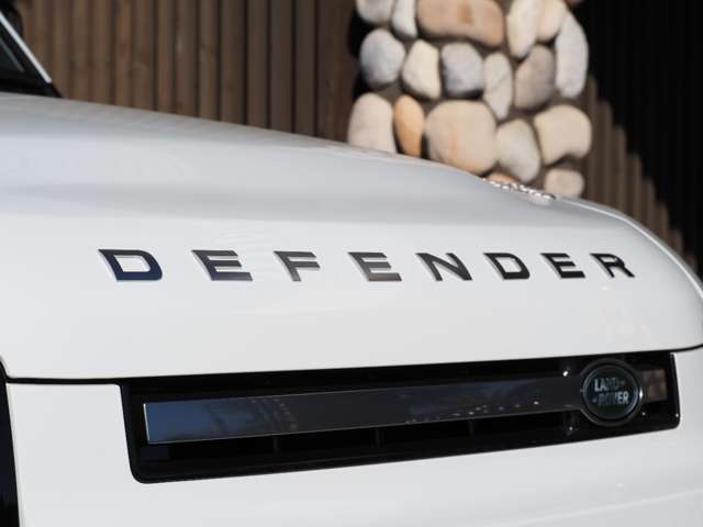 ランドローバー ディフェンダー 130ファーストエディション D300 ディーゼルターボ 4WD 新車保証継承 茨城県の詳細画像 その8