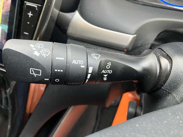 トヨタ ハリアー 2.0 プレミアム 運転席電動シート パワーBドア 福岡県の詳細画像 その12