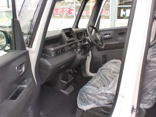 ホンダ N-BOX カスタム 660 ターボ 4WD 純正フォグランプ 青森県の詳細画像 その17