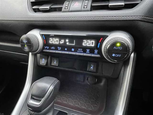 トヨタ RAV4 2.0 G Zパッケージ 4WD ワンオーナー・メモリーナビ・バックカメラ 北海道の詳細画像 その13
