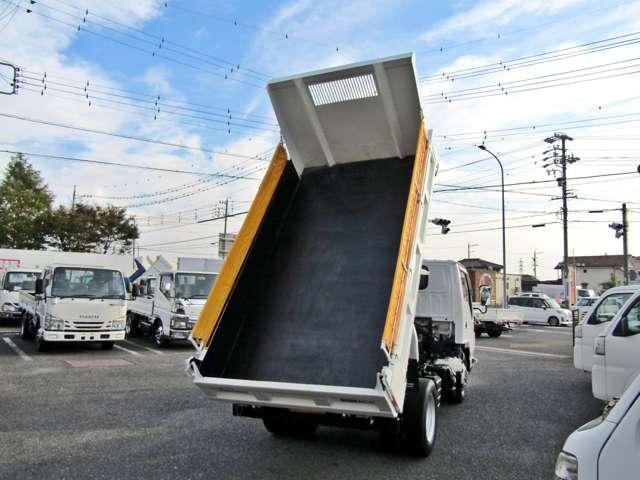 いすゞ エルフ 3.0 ダンプ フルフラットロー ディーゼルターボ 2トン積 コボレーン メッキパーツ 4WD 愛知県の詳細画像 その16