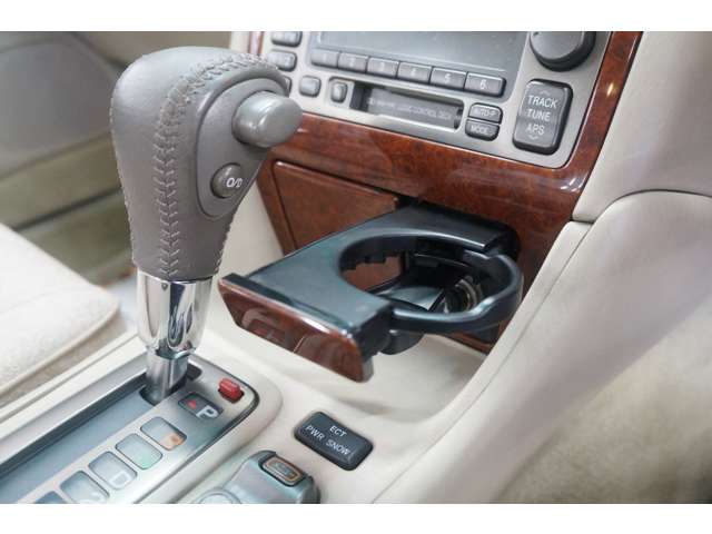 1999 Toyota Progres – thumbnail 44