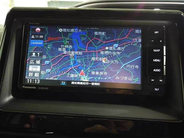 トヨタ ヴォクシー 2.0 ZS 煌III 両側電動スライドドア・LEDライト・アルミ 高知県の詳細画像 その6