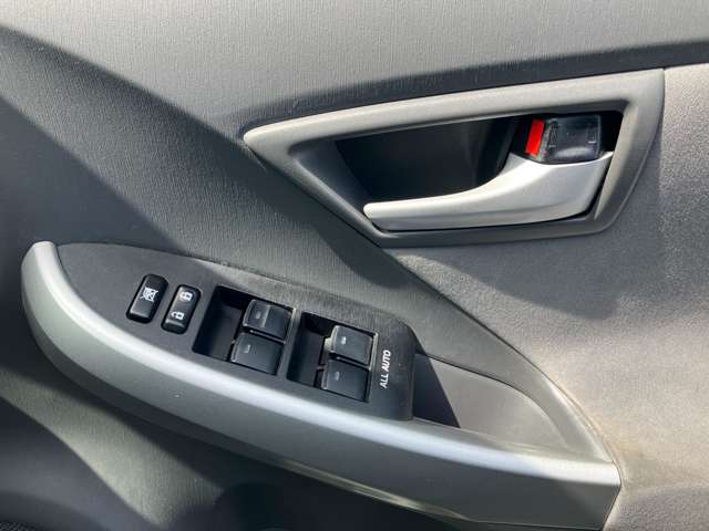 トヨタ プリウス 1.8 S LEDエディション サンルーフ Bカメラ 革調シートカーバー 長野県の詳細画像 その18