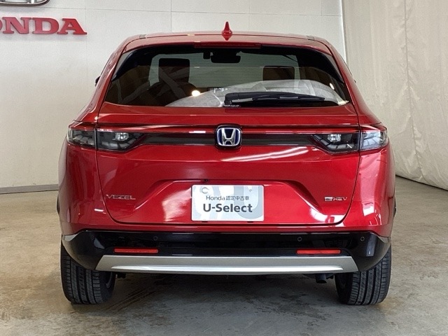 Honda認定中古車 U-Selectは3つの安心をお約束します。 １ Hondaのプロが整備した安心。 ２ 第三者機関がチェックした安心。 ３ 購入後もHondaが保証する安心。