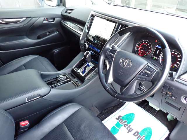 トヨタ ヴェルファイア 2.5 Z Gエディション 4WD ワンオーナー 寒冷地仕様 10インチナビ 北海道の詳細画像 その11