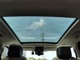 大型のガラスルーフにより開放感があり車内の独特な圧迫感が無くとてもリラックスしてお乗りいただくことが可能です。