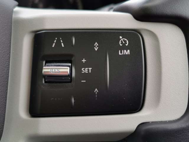 アダプティブクルーズコントロール、レーンキープアシスト付きで快適なドライブをアシストします。