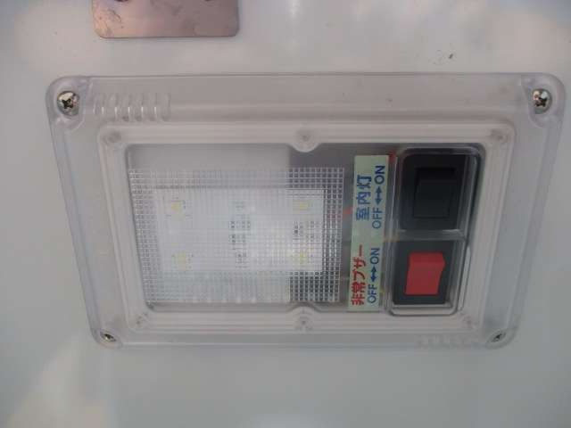 日産 NT100クリッパー 660 DX 4WD 冷蔵冷凍車-5℃表示 埼玉県の詳細画像 その17