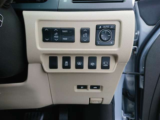 レクサス HS 250h バージョンL ドライブレコーダー付 香川県の詳細画像 その5