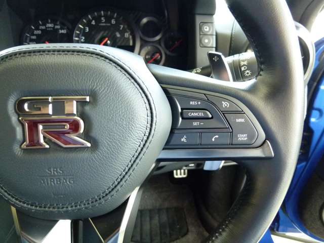 日産 GT-R 3.8 プレミアムエディション 4WD レザーシート・BOSEサウンドシステム・LED 愛知県の詳細画像 その12