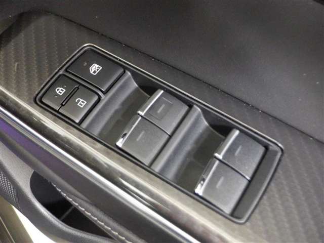トヨタ クラウン ハイブリッド 2.5 RS アドバンス Four 4WD 全周囲カメラ/ドラレコ/ETC/軽減ブレーキ 青森県の詳細画像 その12
