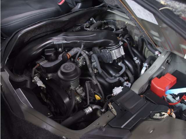 トヨタ ハイエースバン 2.0 スーパーGL ダークプライム ロングボディ 丸目換装 黒半革シート 両側電動スライド 神奈川県の詳細画像 その8