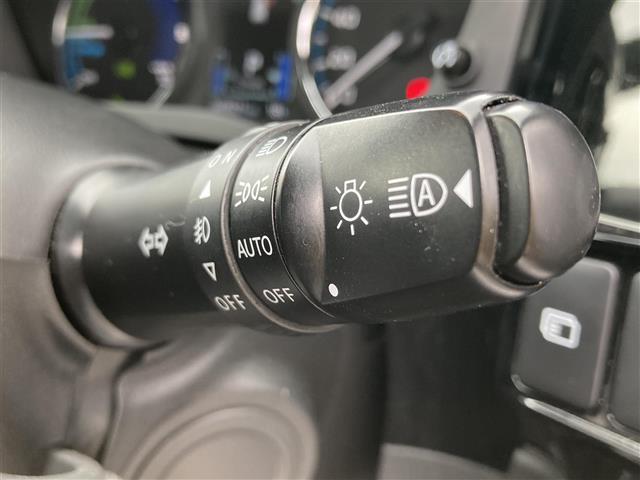 三菱 アウトランダーPHEV 2.4 G プレミアムパッケージ 4WD 純正ナビ 全方位カメラ ETC クルコン BSM 愛媛県の詳細画像 その18
