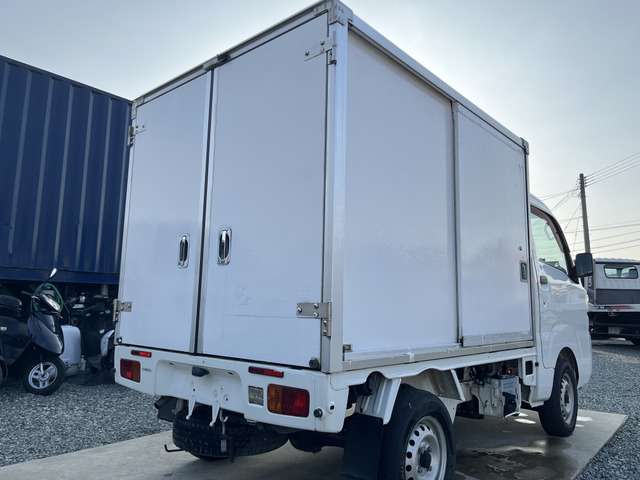 ダイハツ ハイゼットトラック 660 カラー鋼板簡易保冷車 ハイルーフ  福岡県の詳細画像 その5