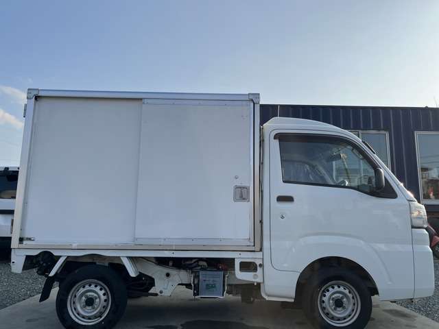 ダイハツ ハイゼットトラック 660 カラー鋼板簡易保冷車 ハイルーフ  福岡県の詳細画像 その6
