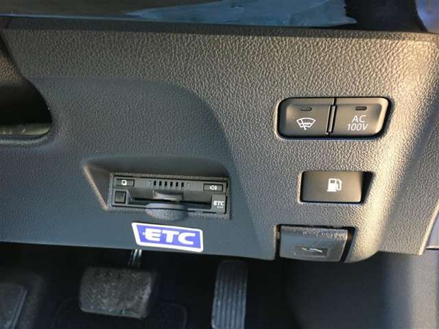 トヨタ プリウス 1.8 S E-Four 4WD ETC  純正アルミ 寒冷地仕様 レンタカーUP 北海道の詳細画像 その20