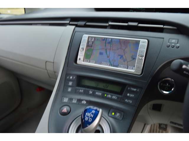 トヨタ プリウス 1.8 S 1年走行無制限保証付 カメラ Bluetooth ETC 大阪府の詳細画像 その18