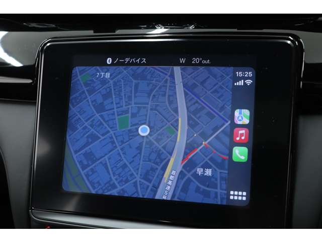 Apple CarPlay対応の純正ナビゲーションはお手持ちのiPhoneを接続することによりより便利に快適にお使いいただけます。