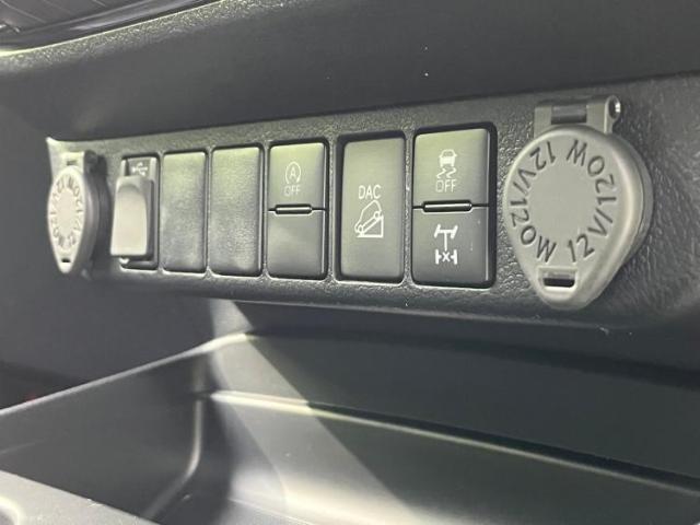 トヨタ ハイラックス 2.4 Z GRスポーツ ディーゼルターボ 4WD 保証書/ディスプレイオーディオ+ナビ/トヨ 大阪府の詳細画像 その14
