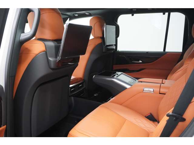 レクサス LX 600 エグゼクティブ 4WD リアモニター サンルーフ 本革オレンジ 大阪府の詳細画像 その20