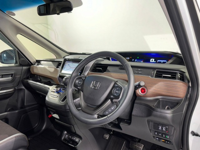 ホンダ フリード 1.5 クロスター ホンダセンシング 4WD Bluetooth接続 シートヒーター 両側電動ス 岐阜県の詳細画像 その11