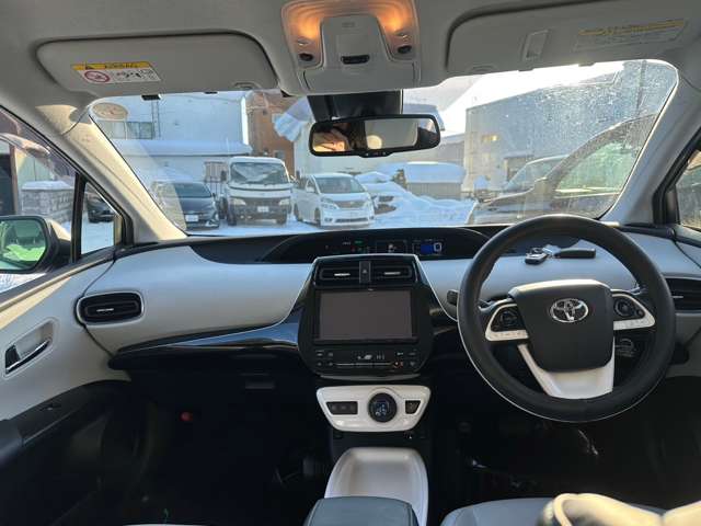 トヨタ プリウス 1.8 A ツーリングセレクション E-Four 4WD 地デジナビ Bカメラ Bluetooth エンスタ 北海道の詳細画像 その14
