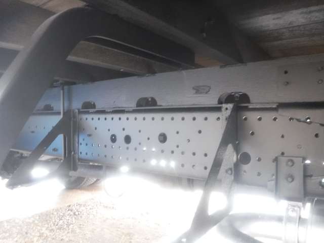 いすゞ フォワード 4トン ワイドロング 4段クレーン ラジコン ベッド アルミあおり 北海道の詳細画像 その12