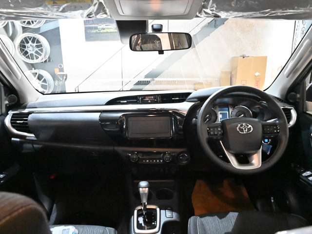 トヨタ ハイラックス 2.4 Z ディーゼルターボ 4WD ACCイージーアップ レイズ17アルミ 大阪府の詳細画像 その11