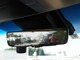 メーカーオプション★デジタルインナーミラー・・車両後方カメラの映像をインナーミラー内のディスプレイに表示。視界を遮るものがない映像による後方の安全確認を可能としました。