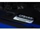 ※デモ車　クオリティに一切の妥協なし。千葉県のTRUST本社ファクトリーにて製作されるコンプリートカーには、その証として専用のエンブレムが装着されます。