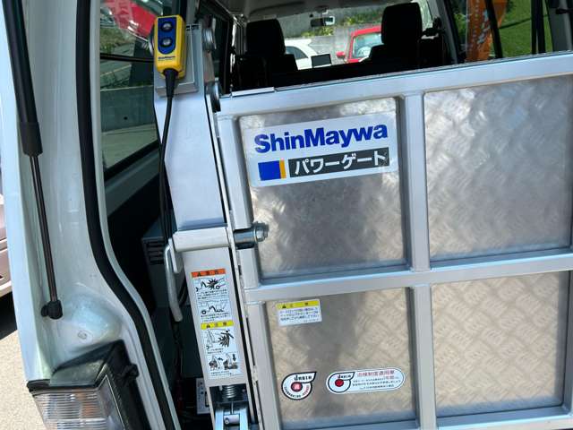 マツダ ボンゴバン 1.8 DX 低床 ハイルーフ 4WD パワーゲート 大阪府の詳細画像 その15