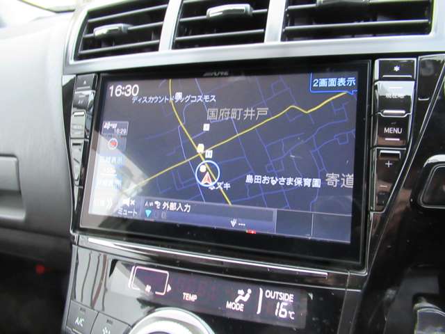トヨタ プリウスα 1.8 S 社外エアロ 車高調 9インチナビ 徳島県の詳細画像 その12