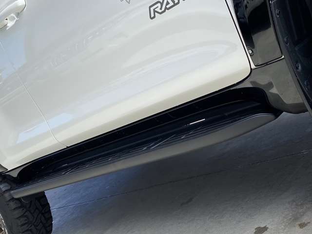 トヨタ ランドクルーザープラド 2.7 TX 4WD ブラックエディション仕様 愛知県の詳細画像 その16