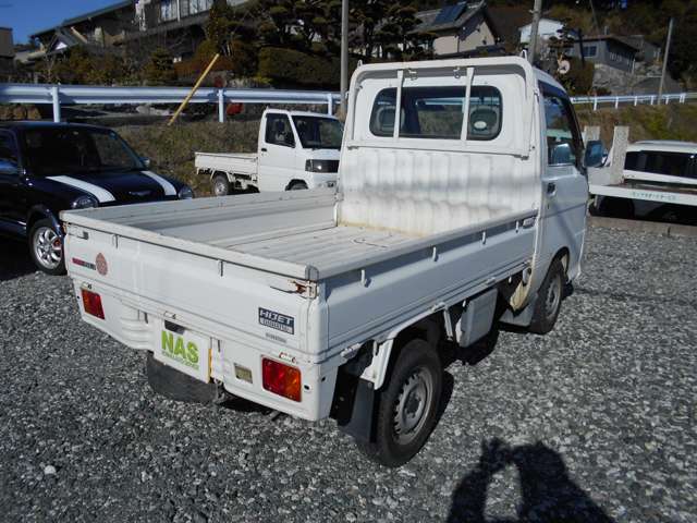 ダイハツ ハイゼットトラック 660 エアコン・パワステスペシャル 3方開  静岡県の詳細画像 その6
