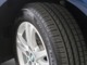 タイヤはご覧のとおりに、しっかりの溝が残っています。装着されるタイヤは、ヨーロッパ車には定番のピレリ製で、ＢＭＷ認定のランフラットタイヤが装着されます。