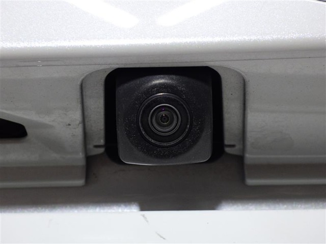 トヨタ プリウス 1.8 S セーフティ プラス ツートーン バックカメラ ETC クルーズコントロール 大分県の詳細画像 その4