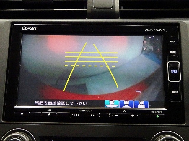 【リアカメラ】３パターンの映像表示で、後方確認をサポート！映像は『ノーマル』『広角』『真上』の3モードから選べます♪