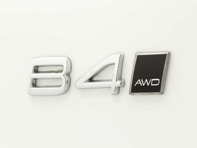 ボルボ XC40 アルティメット B4 AWD 4WD 2023モデル 1オーナーB4 AWD ピクセルLED 愛知県の詳細画像 その20