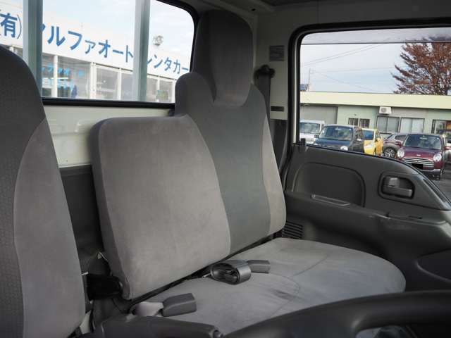 いすゞ エルフ 3.0 フルフラットロー ディーゼルターボ 4WD 1.5t 敷板シマ板 秋田県の詳細画像 その16
