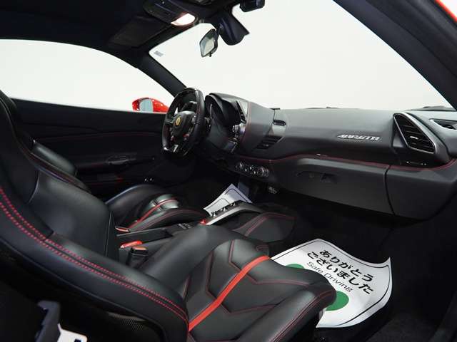 フェラーリ 488GTB F1 DCT カーボンシート&LEDハン&EG SPマフラー 愛知県の詳細画像 その16