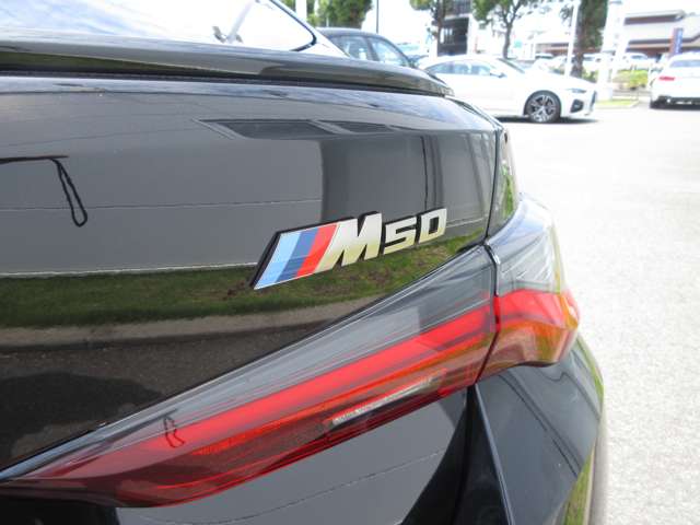 ＢＭＷ i4 M50 4WD BMW正規認定中古車 熊本県の詳細画像 その11